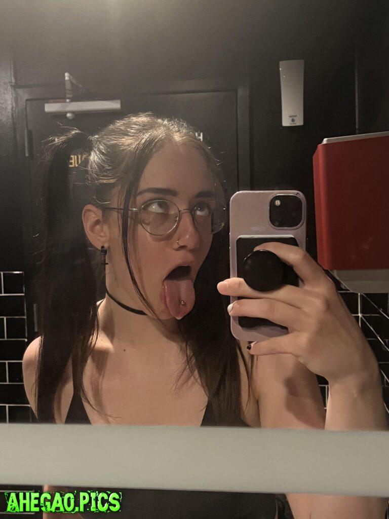 Do pigtails enhance the ahegao energy?