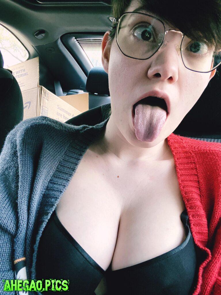 Please cum on my perfect plump tits daddy