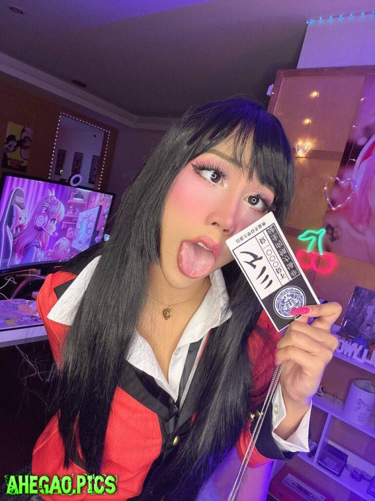 Ahegao from Japanese girl