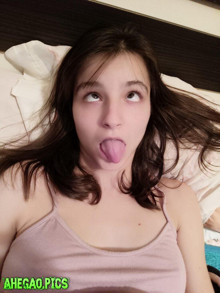 I heard people in here like Ahegao Girls ❤️