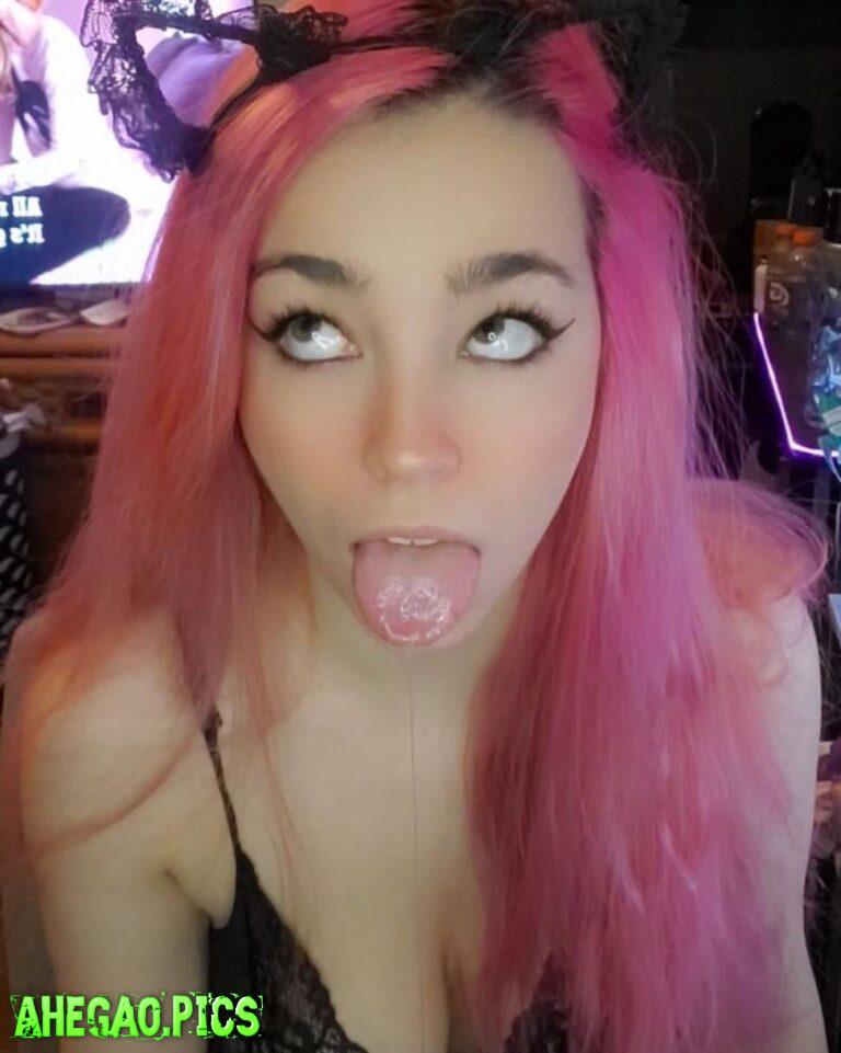 I hope girls with pink hair doing ahegao turns you on