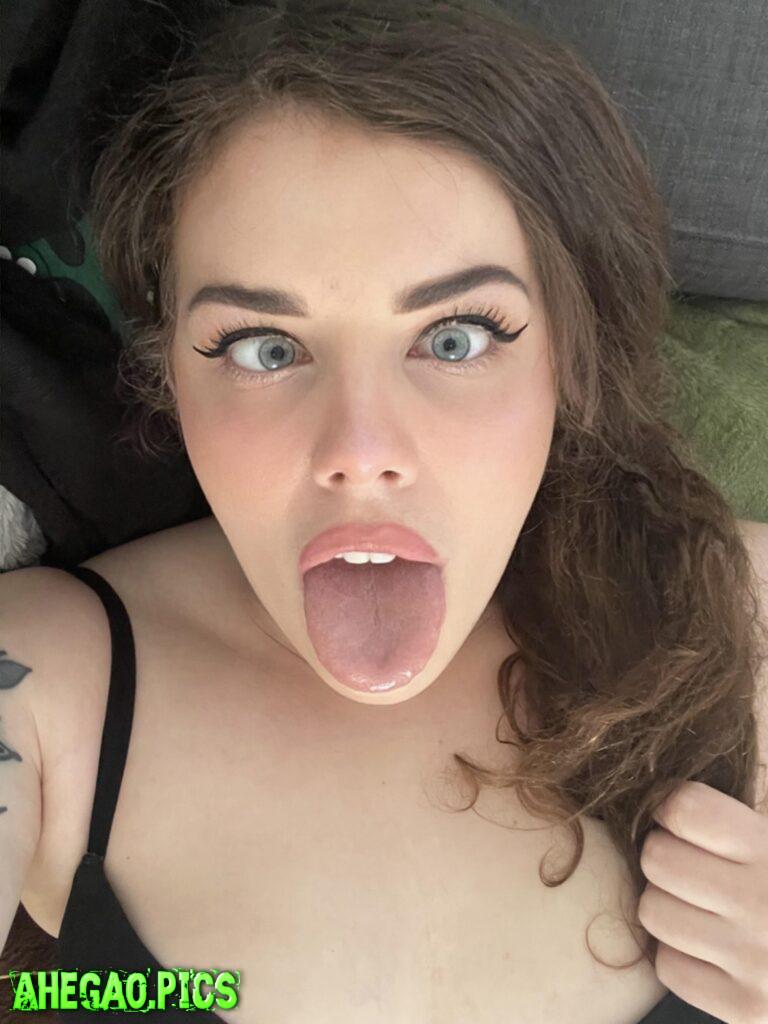 Pretty big tongue