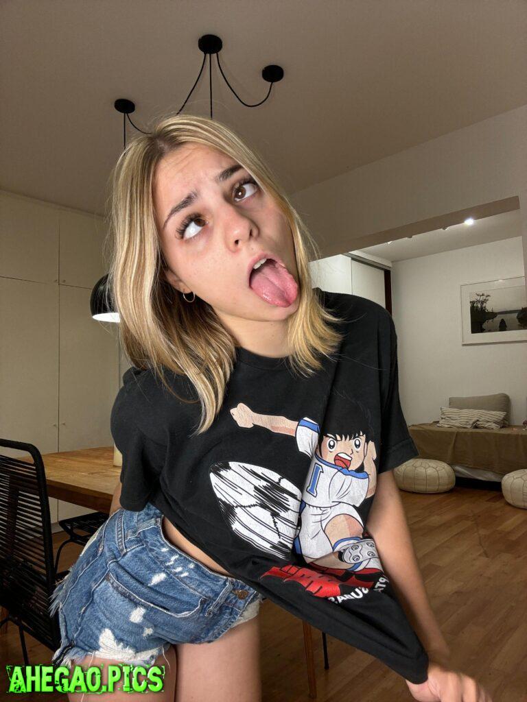 do you like to see petite girls doing ahegao?