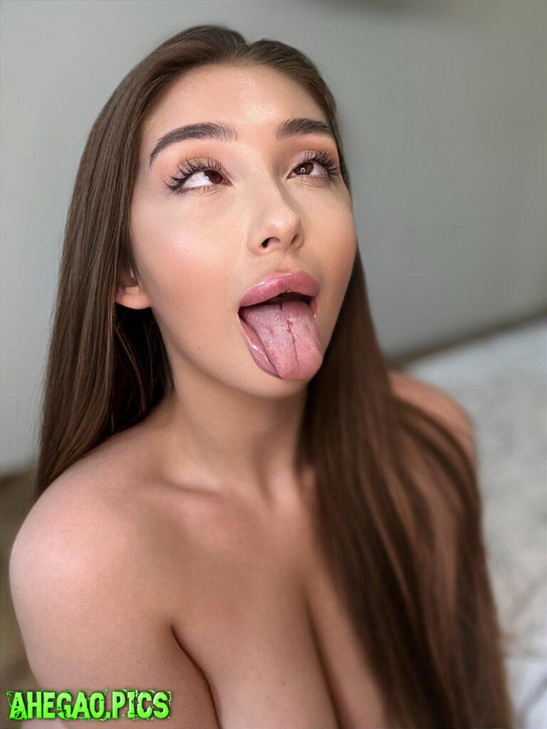 does my ahegao deserve your seed?