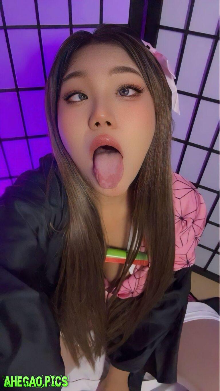 Are you into Asian Ahegao girls?