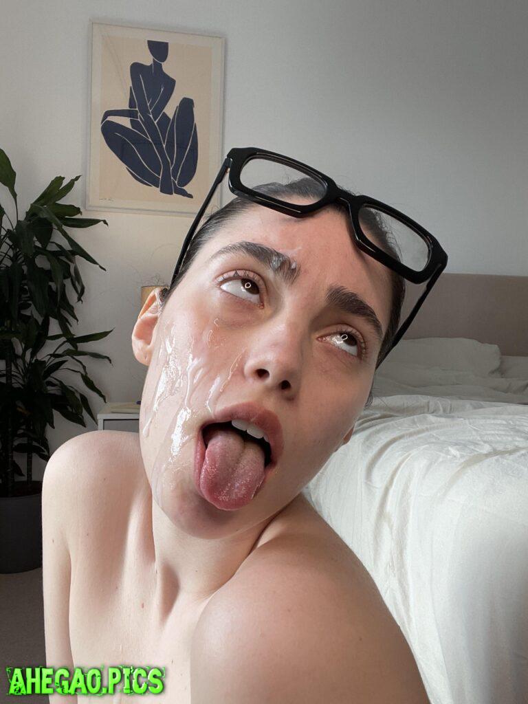 Do you think my ahegao is sexy or stupid