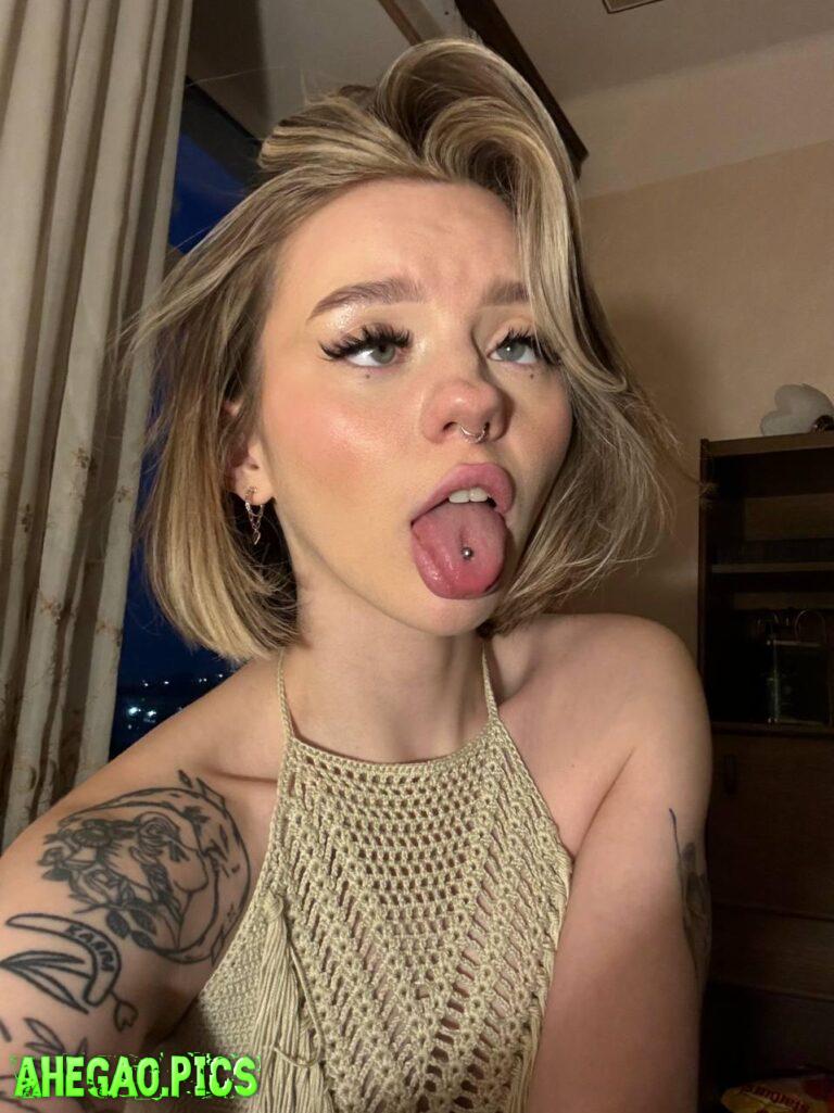 you'd feed my ahegao with your cum, wouldn't you