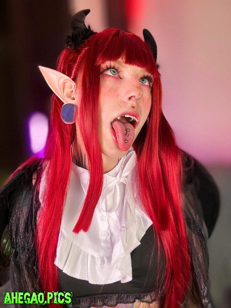 Cosplay ahegao Helly_Rite