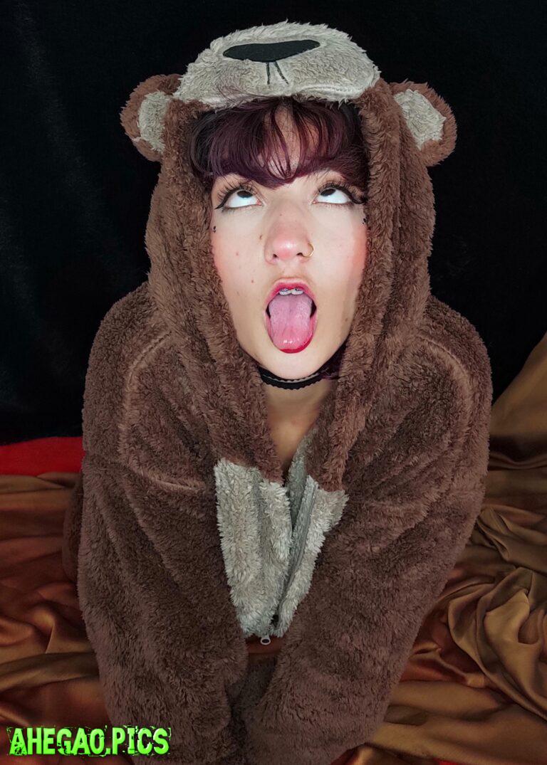 Teddy's ahegao🐻