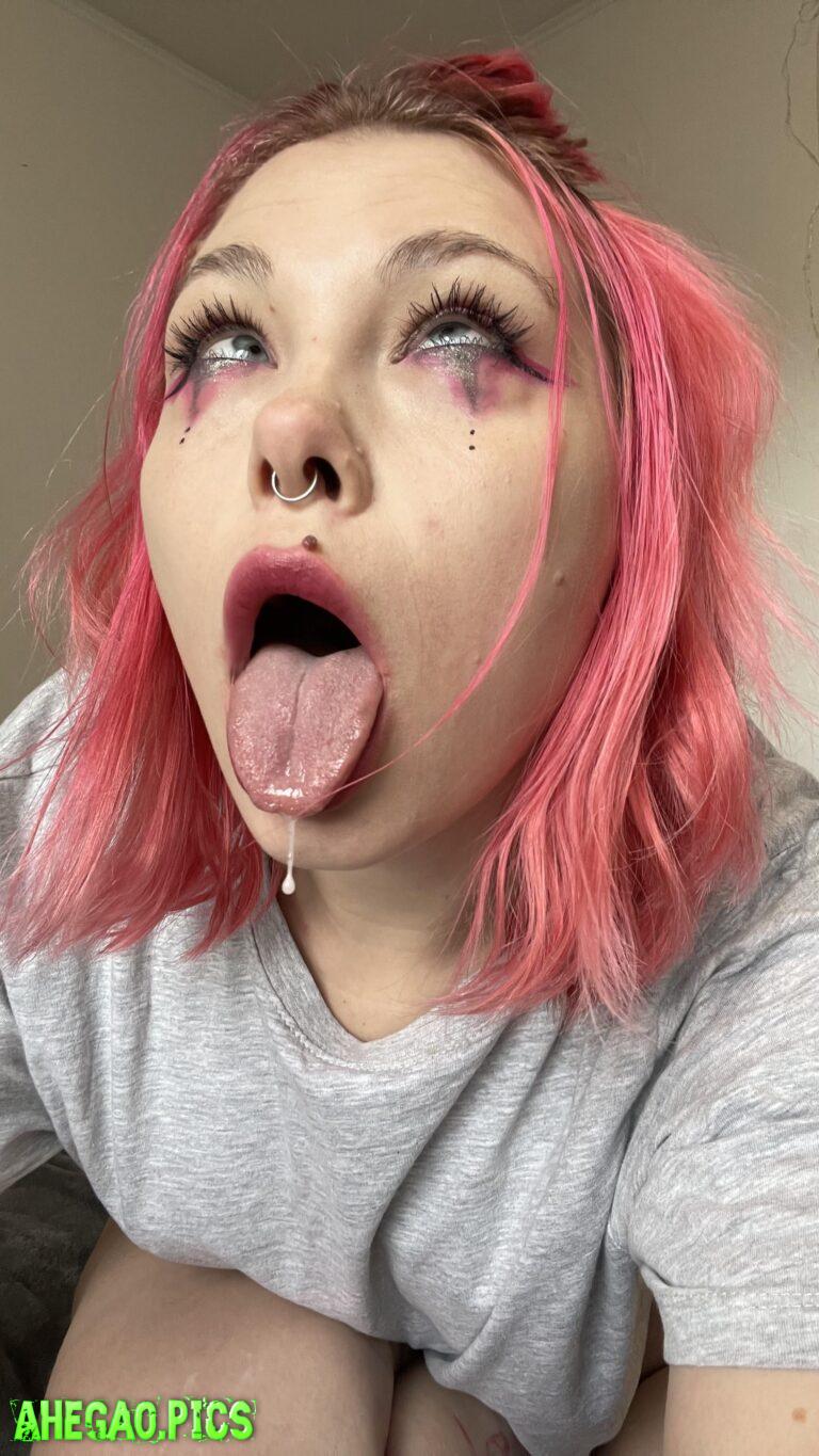 You'd like to see my ahegao every night, wouldn't you