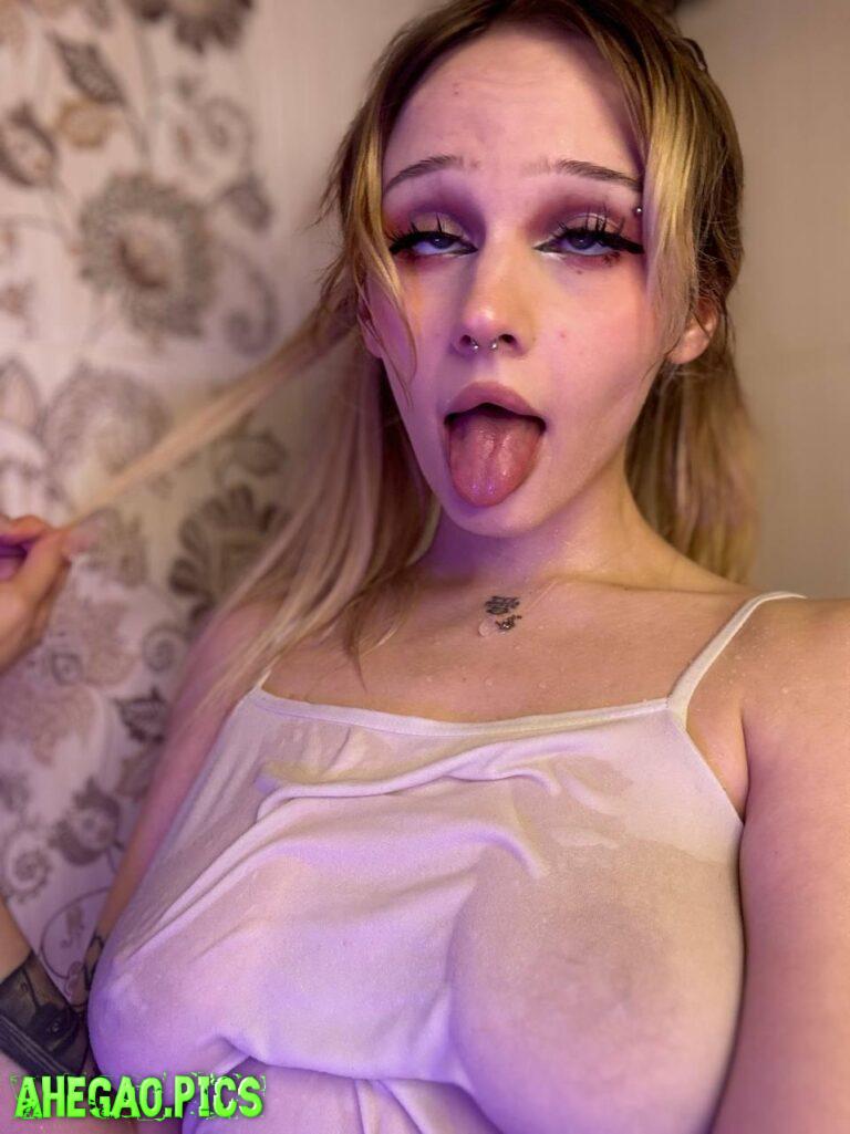 this ahegao is perfect for your cum, isn't it