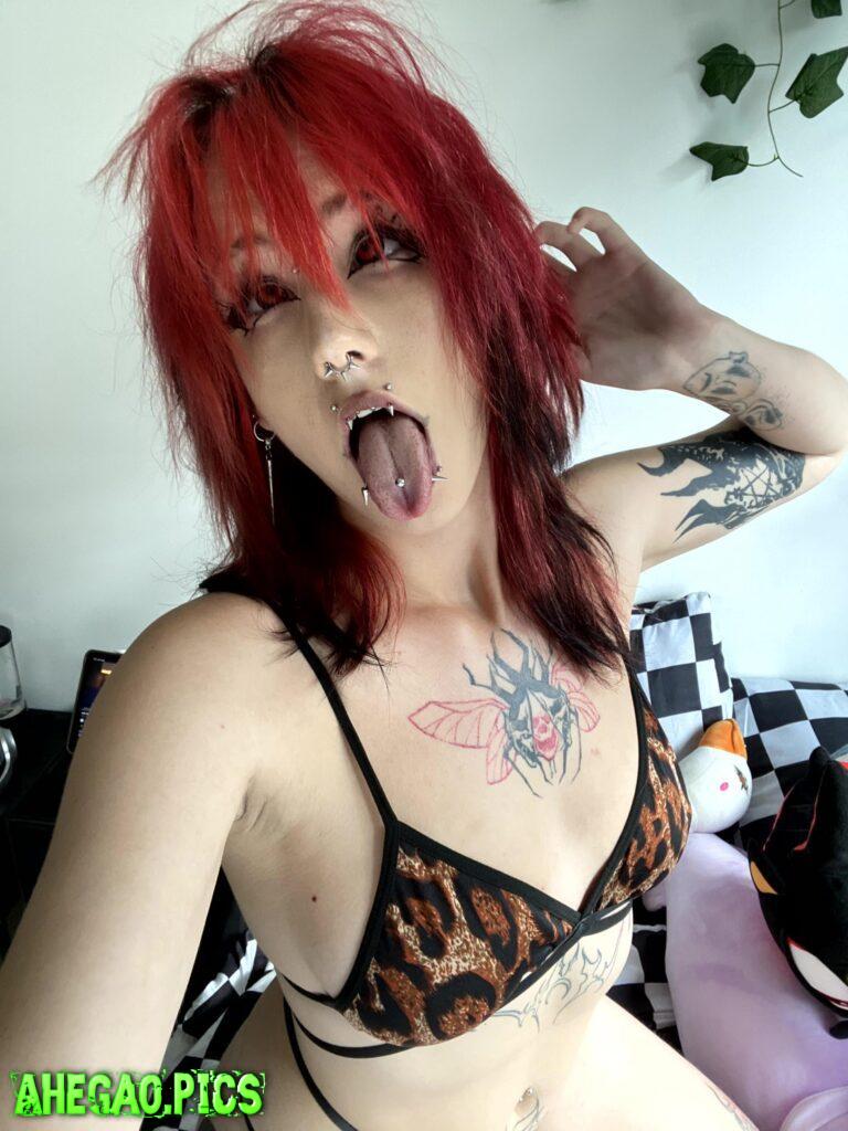 Begging for daddy's cock with my Ahegao