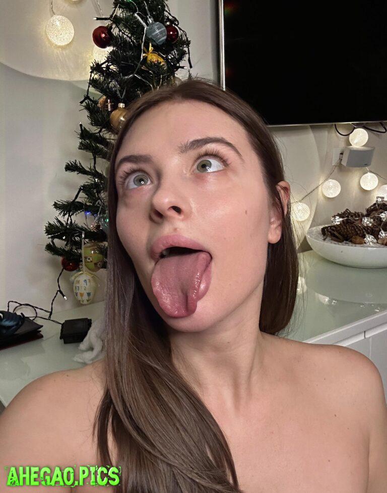 Would you taste my sister?😈