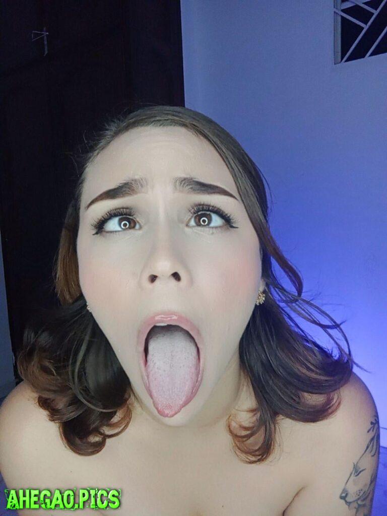 a very adorable ahegao, it's enough for u?