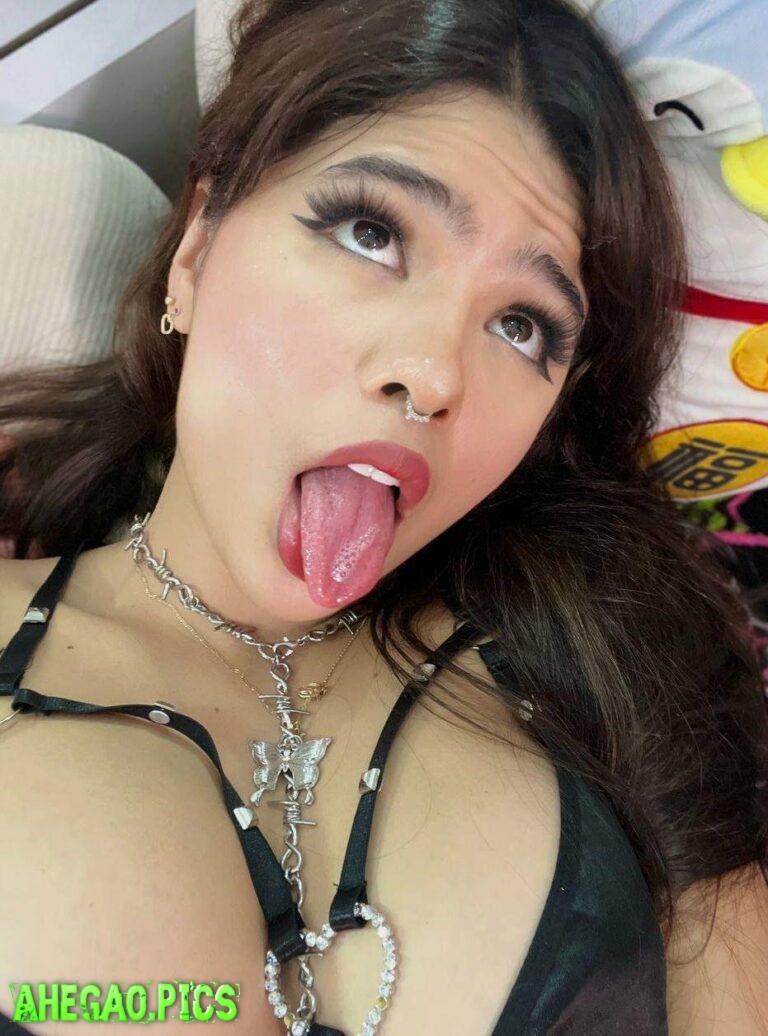 when you call me your little slut I open my mouth for you