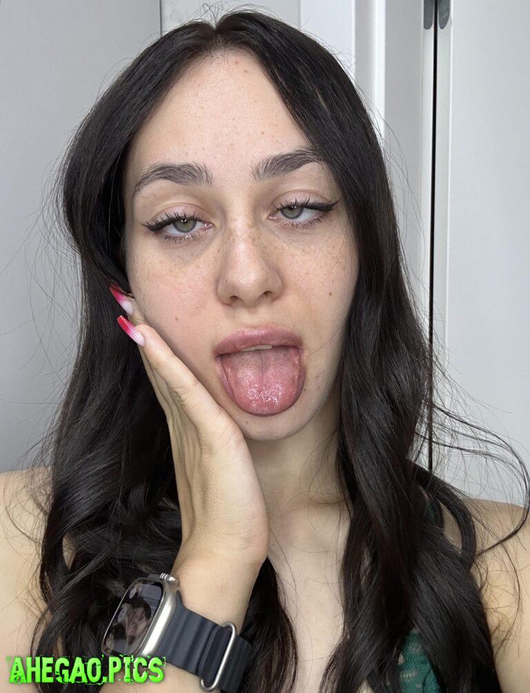 Does my ahegao face expressions makes you cum faster