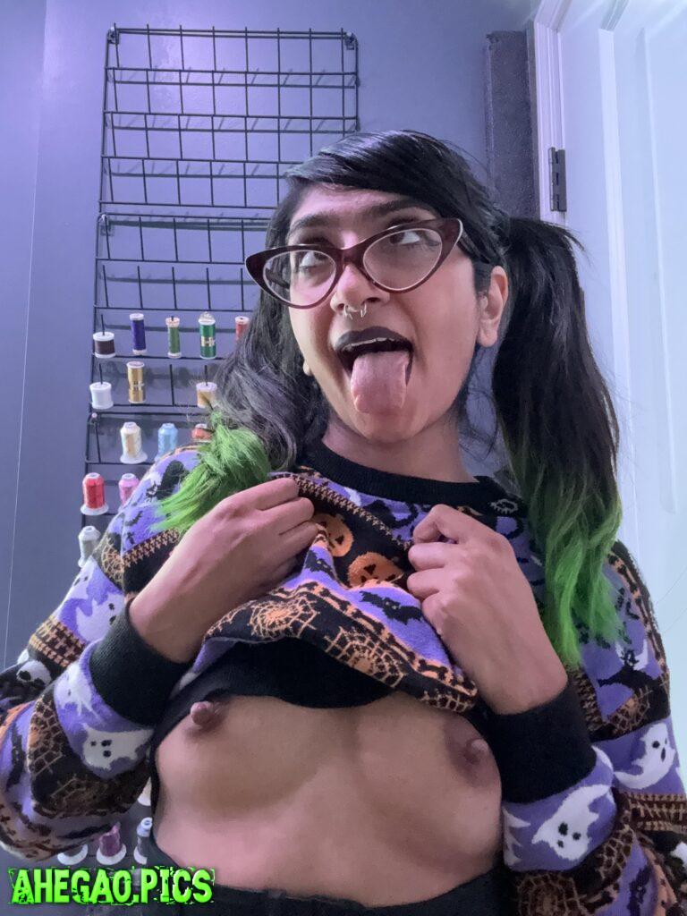 Just a Cute Ghoul with her tits out