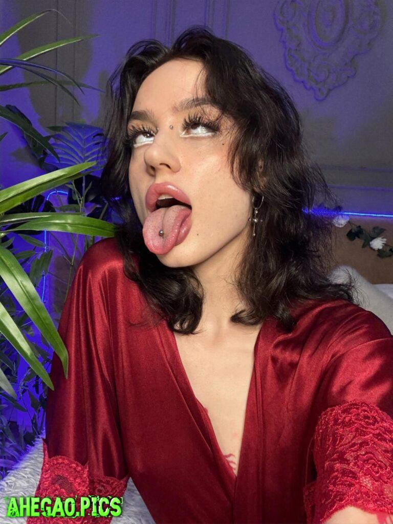 my ahegao can be both classy and sassy